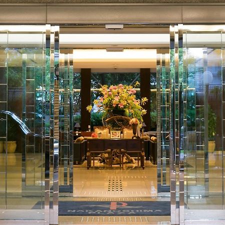 Nakanoshima Plaza Hotel Osaka Bagian luar foto