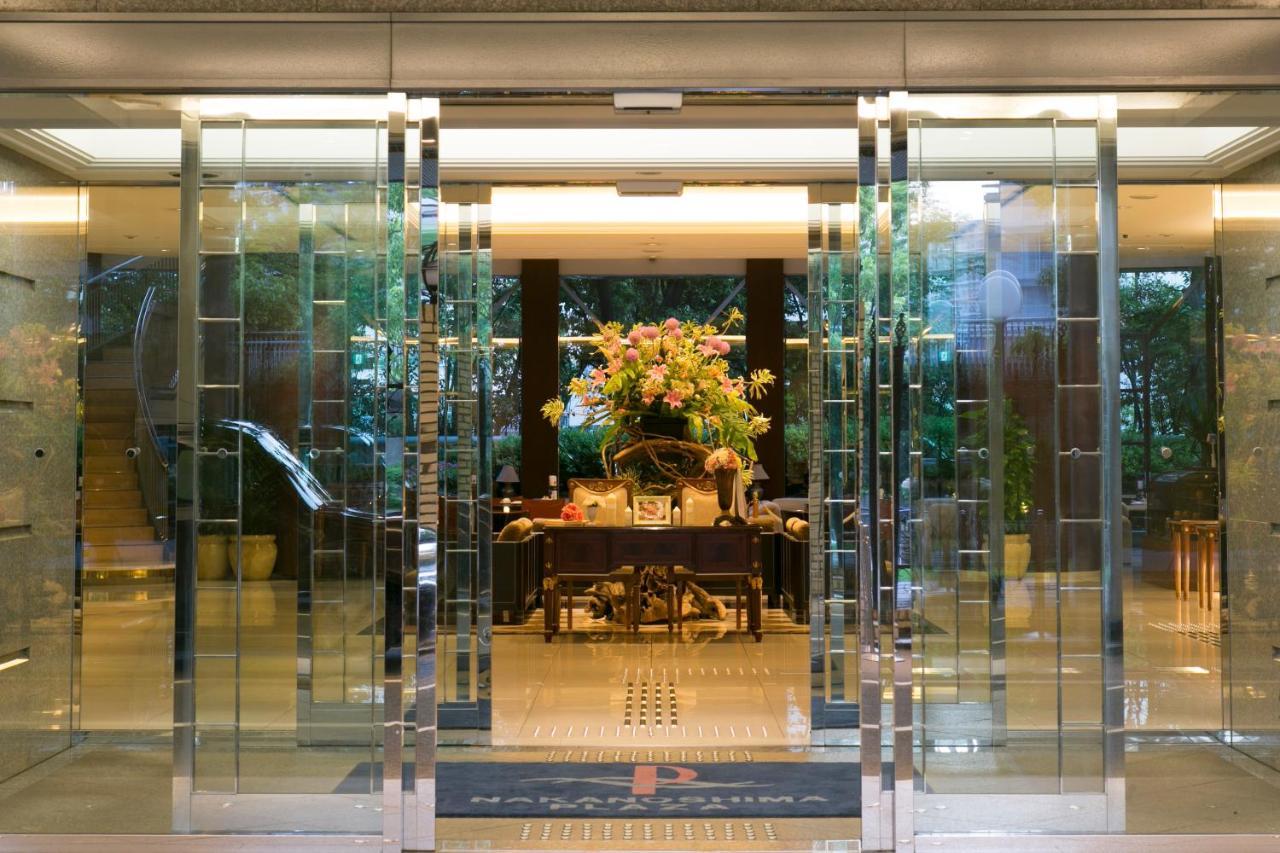 Nakanoshima Plaza Hotel Osaka Bagian luar foto